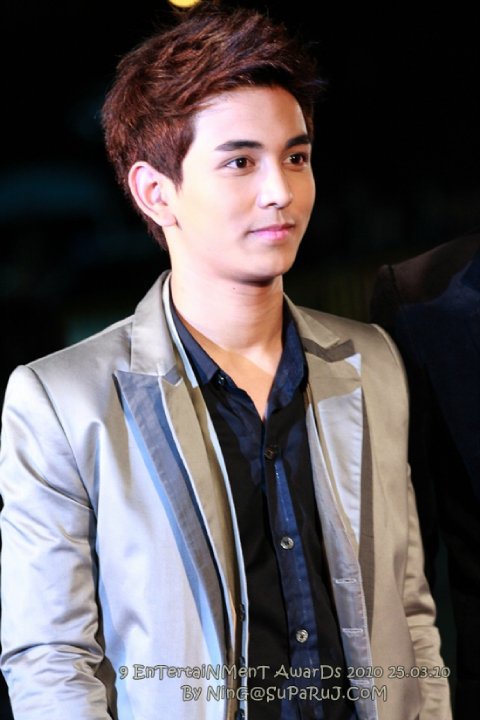 กัน นภัทร อินทร์ใจเอื้อ