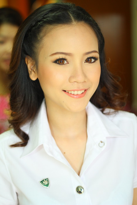 แต่งหน้ารับปริญญา