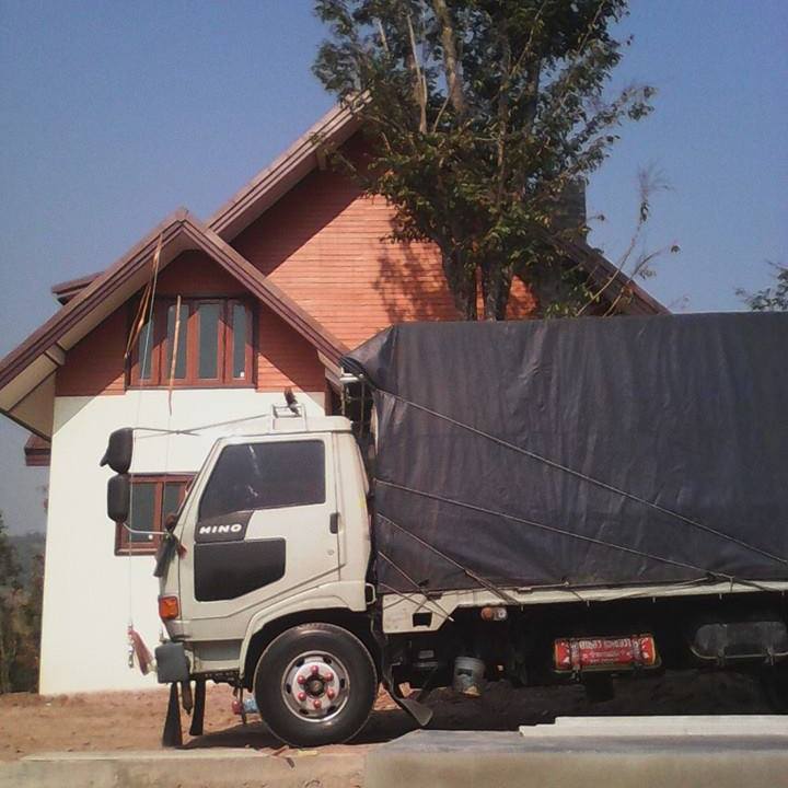 หกล้อรับจ้าง โคราช โทร 0821513272 รถรับจ้าง 24 ชั่วโมง