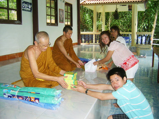 สำนักสงฆ์เขาสิห์ อ.ท่าใหม่ จันทบุรี