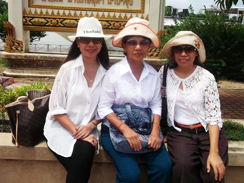 ล่องเรือแม่น้ำเจ้าพระยาไหว้พระ ที่เกาะเกร็ด