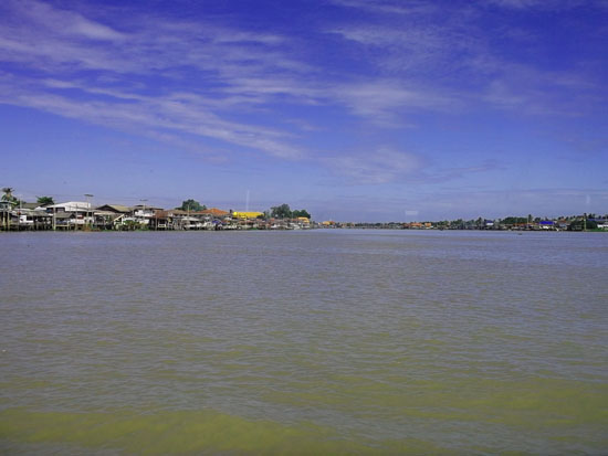ล่องเรือแม่น้ำเจ้าพระยาไหว้พระ ที่เกาะเกร็ด