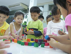 ครูจี๋ เตรียมความพร้อมให้น้อง ๆ สอบเข้าโรงเรียนสาธิต