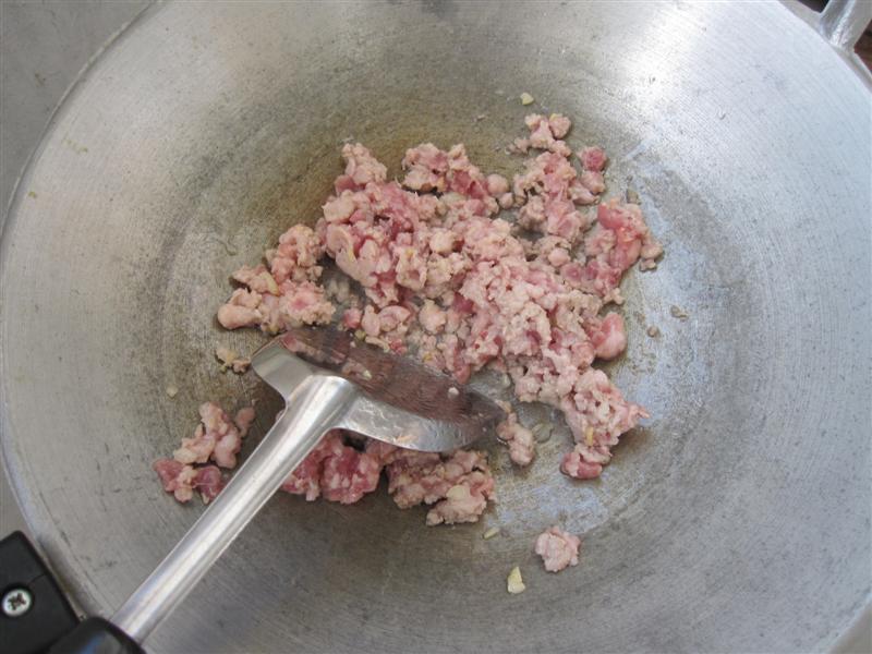 คลับ BT-50-Ranger-แม่บ้านเข้าครัว - หมูสับผัดไข่เค็ม-8