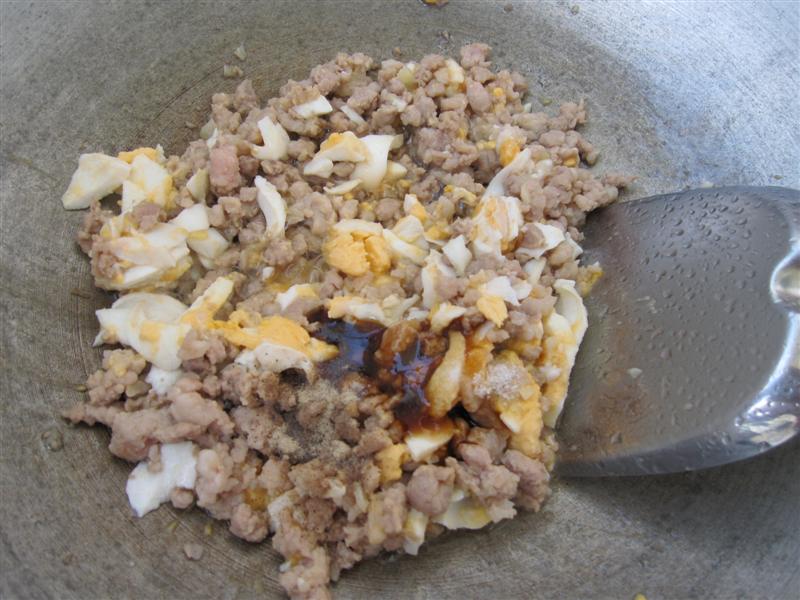คลับ BT-50-Ranger-แม่บ้านเข้าครัว - หมูสับผัดไข่เค็ม-10