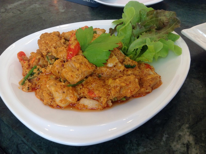 เห็ดผัดผงกะหรี่