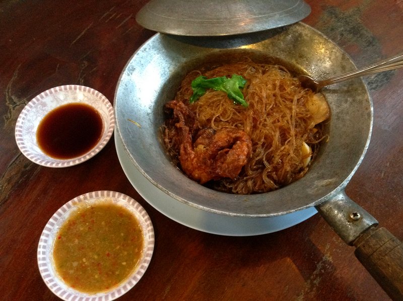ปูนิ่มอบวุ้นเส้น