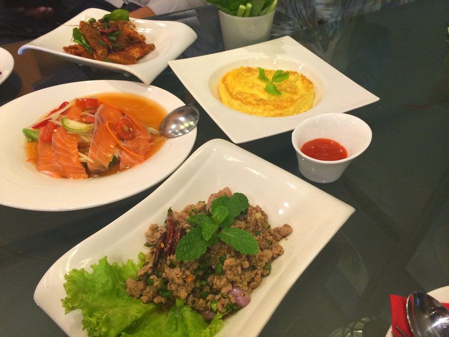 อาหารอีสานอร่อย เมกาบางนา mega bangna
