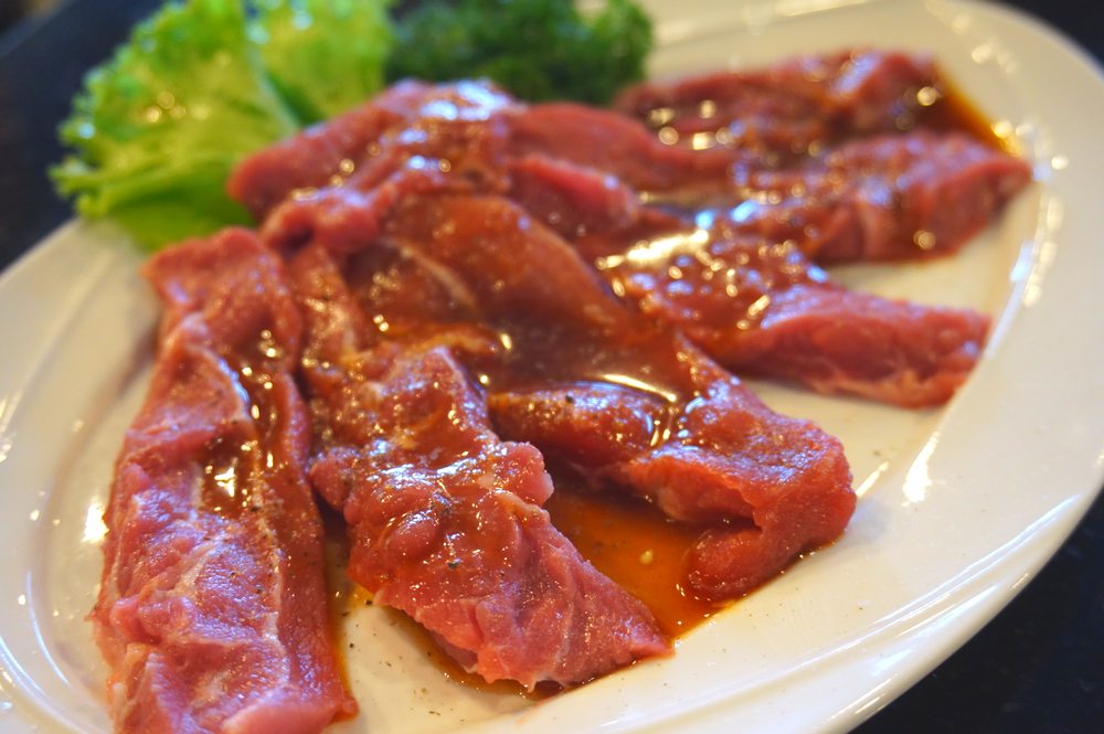 แก้มหมูย่าง