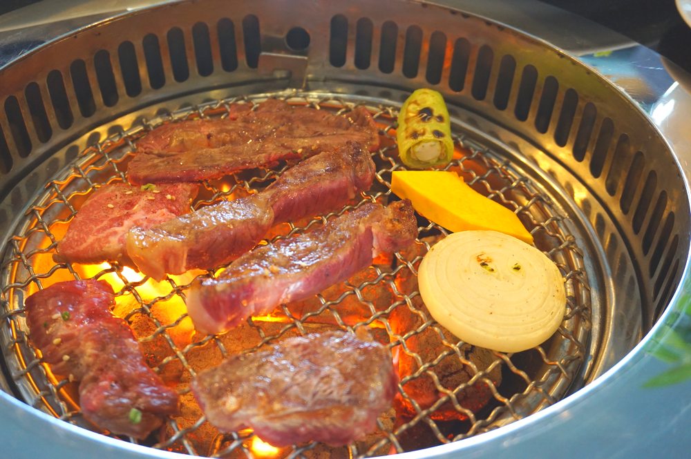 เนื่อย่างเตา เดอะแกรนด์บาร์บีคิว