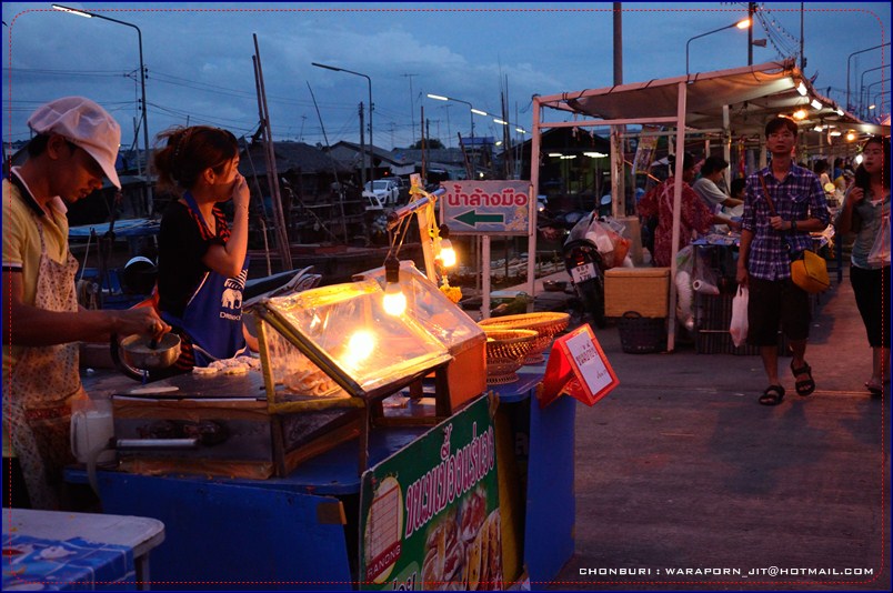 ชลบุรี  ท่องเที่ยว ท่าเรือพลี ตลาดประมง ที่เที่ยวชลบุรี เที่ยวไหนดี