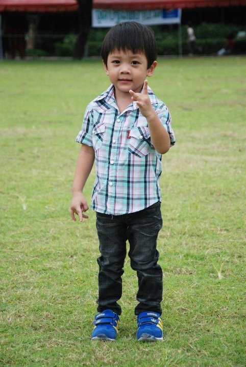 ป๋มหล่อแมะคับ (^.^)/