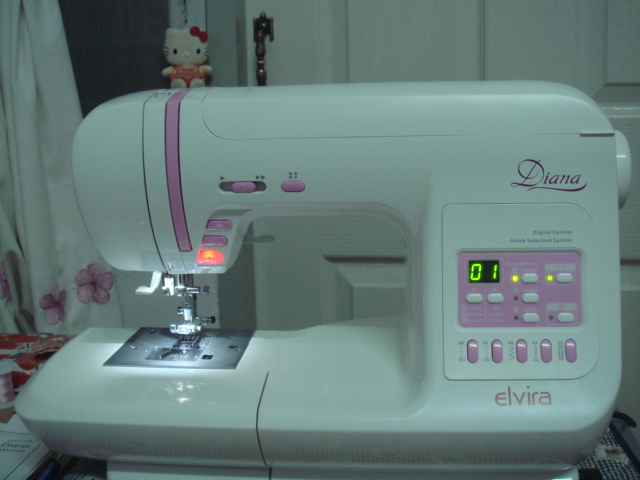 Bloggang.com : My Love 2013 - ถอยจักรใหม่มาค่ะ Elvira รุ่น Diana