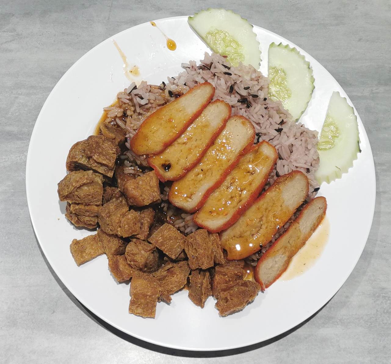ข้าวหมูแดงเจ ร้านโซวีแกน สาขาเซ็นจูรี่อ่อนนุช