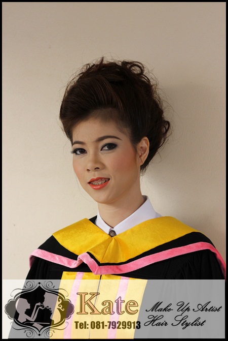 Bloggang.com : nukate2525 : ผลงานแต่งหน้า ทำผมรับปริญญาค่ะ ...