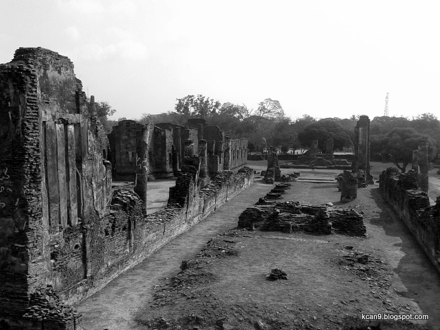 Wat_Prasrisanpet02