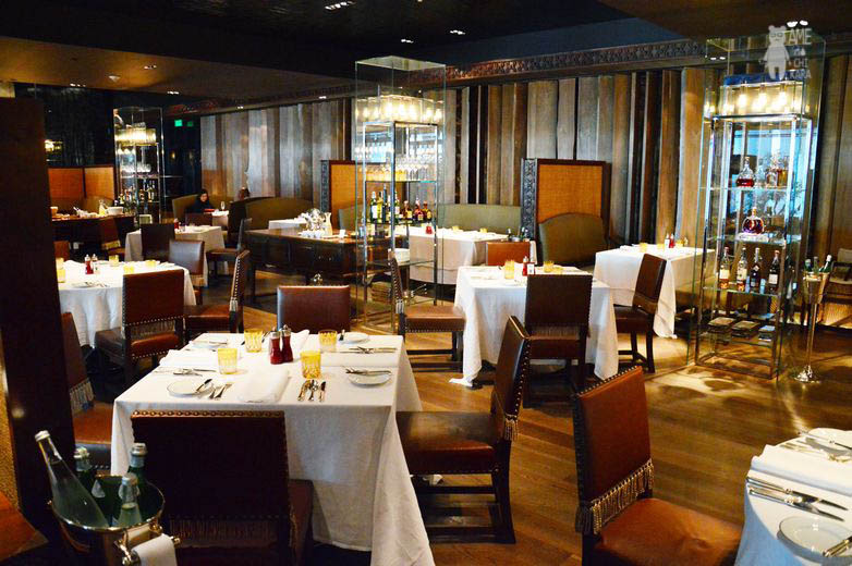 Sunday Brunch Tables Grill ,Grand Hyatt Erawan Bangkok