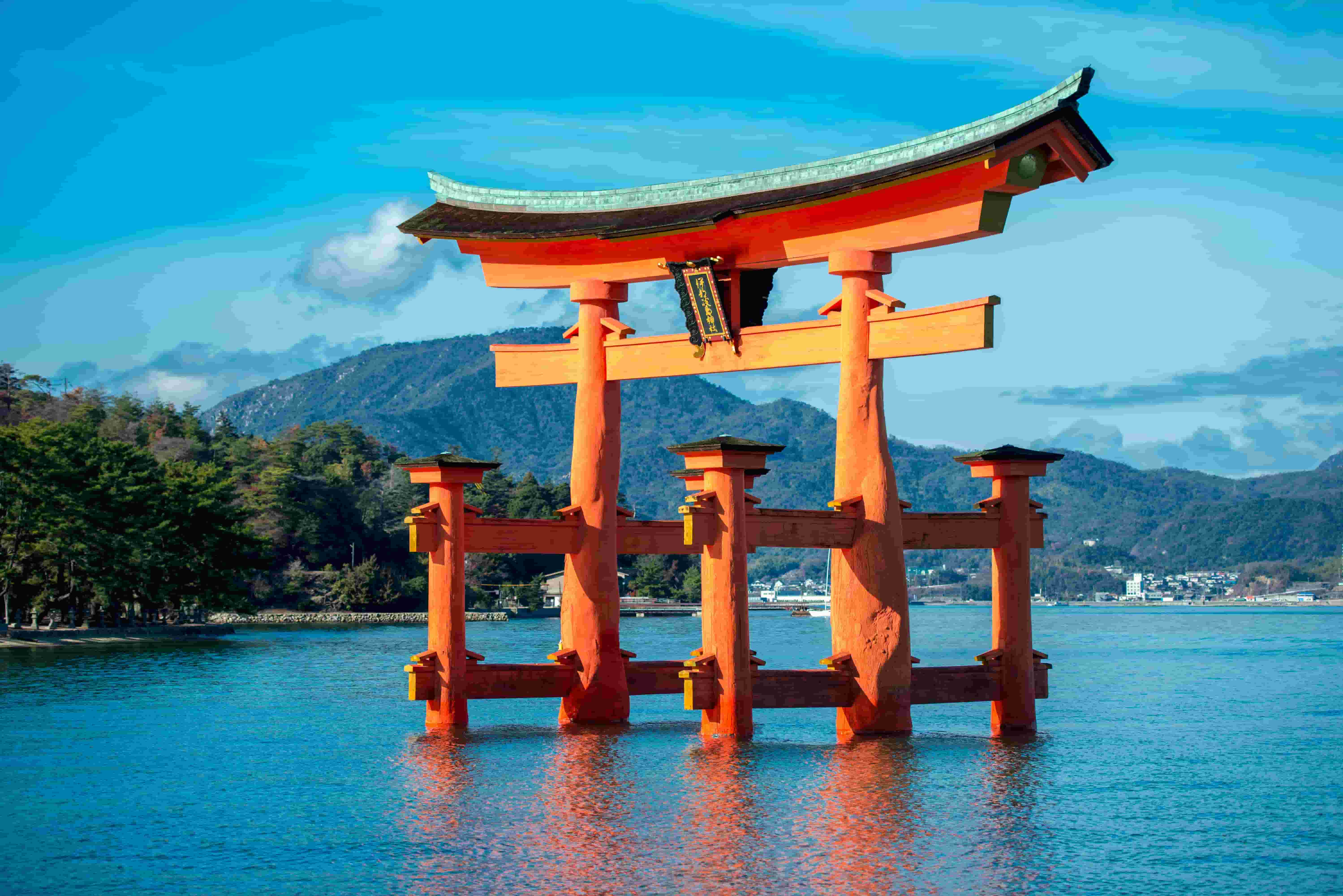 40-hit-Itsukushima Shrine-japan