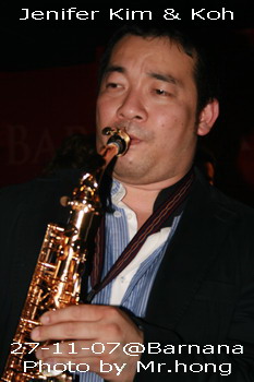  Mr.Saxman