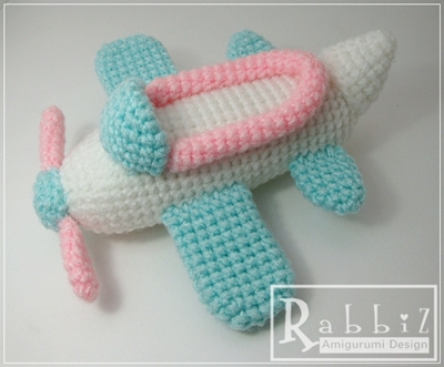 amigurumi airplane