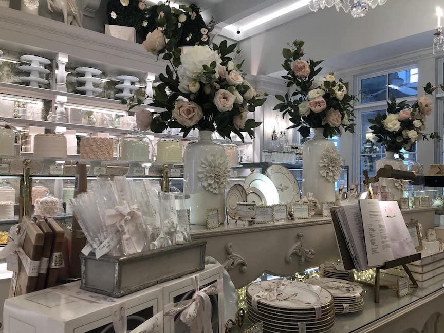 ร้าน CAKE & BAKE SHOP Indianapolis