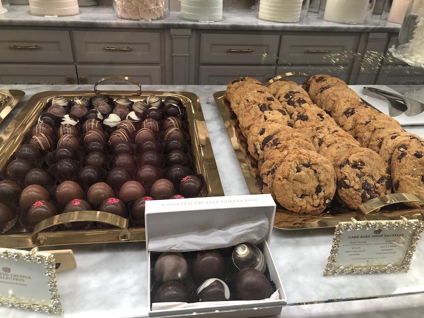 ร้าน CAKE & BAKE SHOP Indianapolis