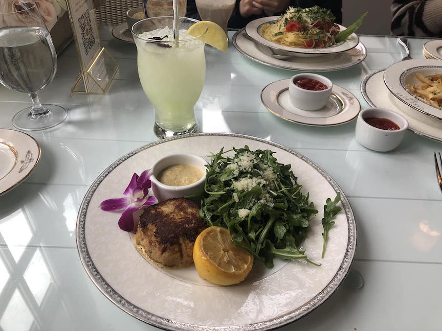 ร้าน CAKE & BAKE SHOP Indianapolis