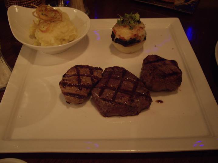 Hamilton's Steak House โรงแรมดุสิตธานี