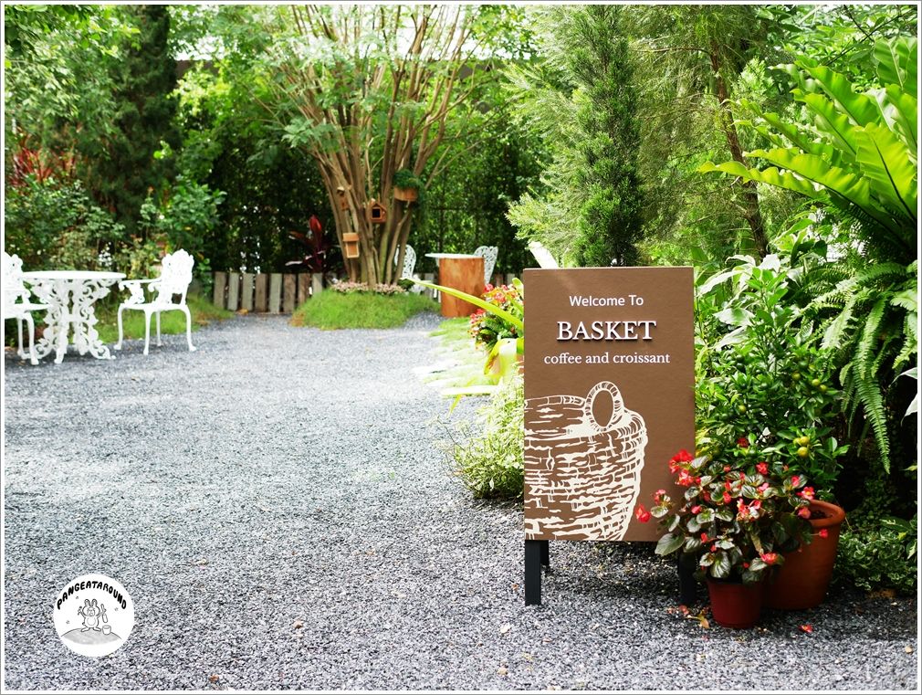 รีวิว BASKET coffee and croissant ร้านกาแฟริมถนนหทัยราษฎร์