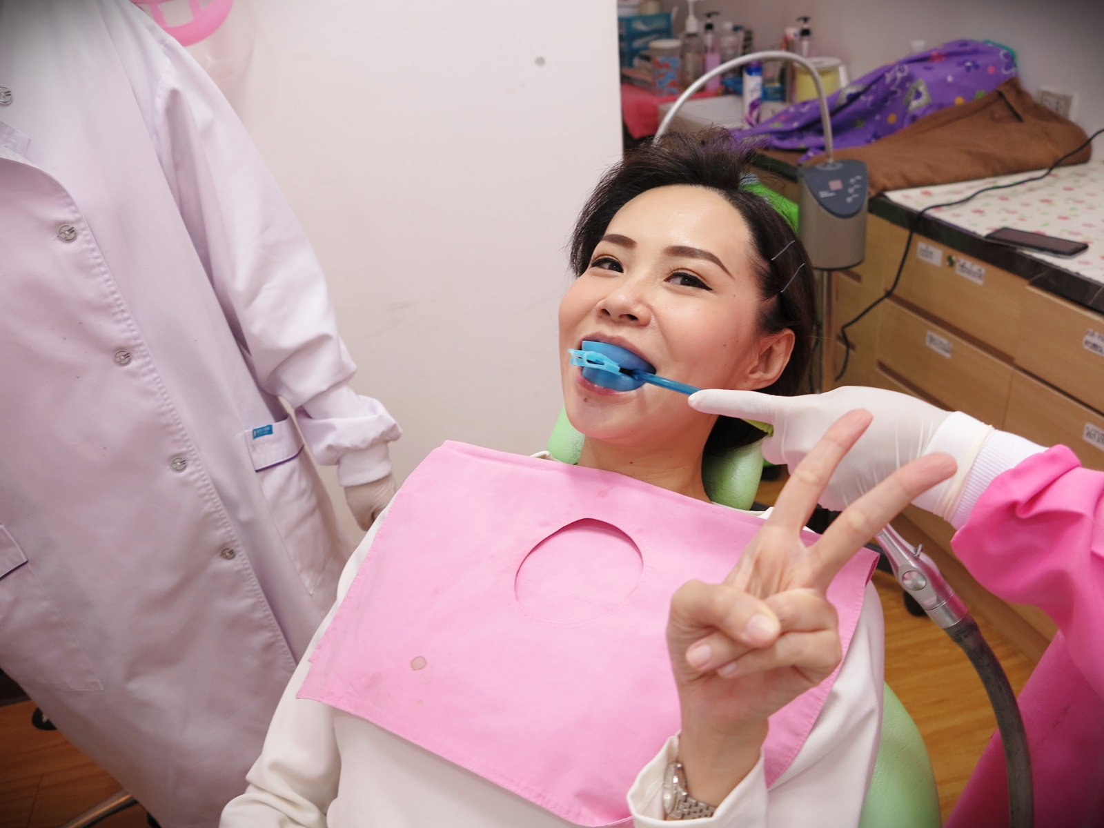 Cosmetic,Dentistry,thailand,bangkok,ا෾,ѹ,ͺ,ô,Dental,Smart,Clinic,dentalsmartclinic, ,ѹ,,Cool Light,͡տѹ,,Թԡ,ѹ, 繷,乷,,9,The Nine,Rama9, ,͡ѹ,͡,տѹ,,ѹͧ,,ѹ,Ҵ,   ʺó,,ǹ,繼,ѹᾷ,Ϳѹ,Ǩ, ,,ѹҧ,ŷ,Blue Light,ͧ,,ͧ,µͧ,ͧ,ҹ, ǿѹ,տѹ,ش,Ѵѹ,٧,,ʧ,Cool,light,whitening, ١,Ǣ,˵,ѹ,,In-office,tooth,Laser,,ŷ,Home,bleaching, ,,  ʹ,,,,Veneer,ä˧͡,ѹ,ѹ,ͺѹ,,͹,ѧ,,, ,ʧ,Oral Care,Colgate,Sensitive,Pro-Relief,ҡ,,ҹ,Ҥ,Ҵ,˹,VITA,Toothguide,3D,MASTER,