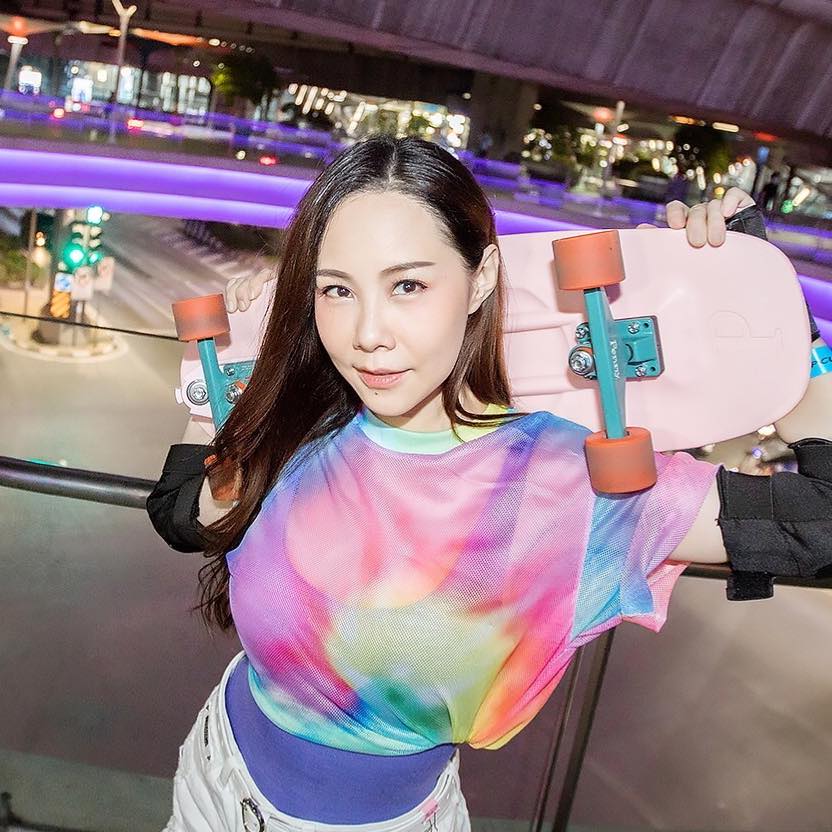 ˹׹ѧش Ҫͺش ׹ç˹ 😉✨ . . . . . Penny High-Line Surfskate Cactus Wanderlust Pink 📸Napat Phichaiwarakul #鹶  #Pavielin # #Surfskate #Skateboards #SiamDiscovery #SiamSquare #SurfSkategirl #SurfSkateStyle #SurfSkateThailand #SurfSkateTH #Sk8 #᤻ #ԡ