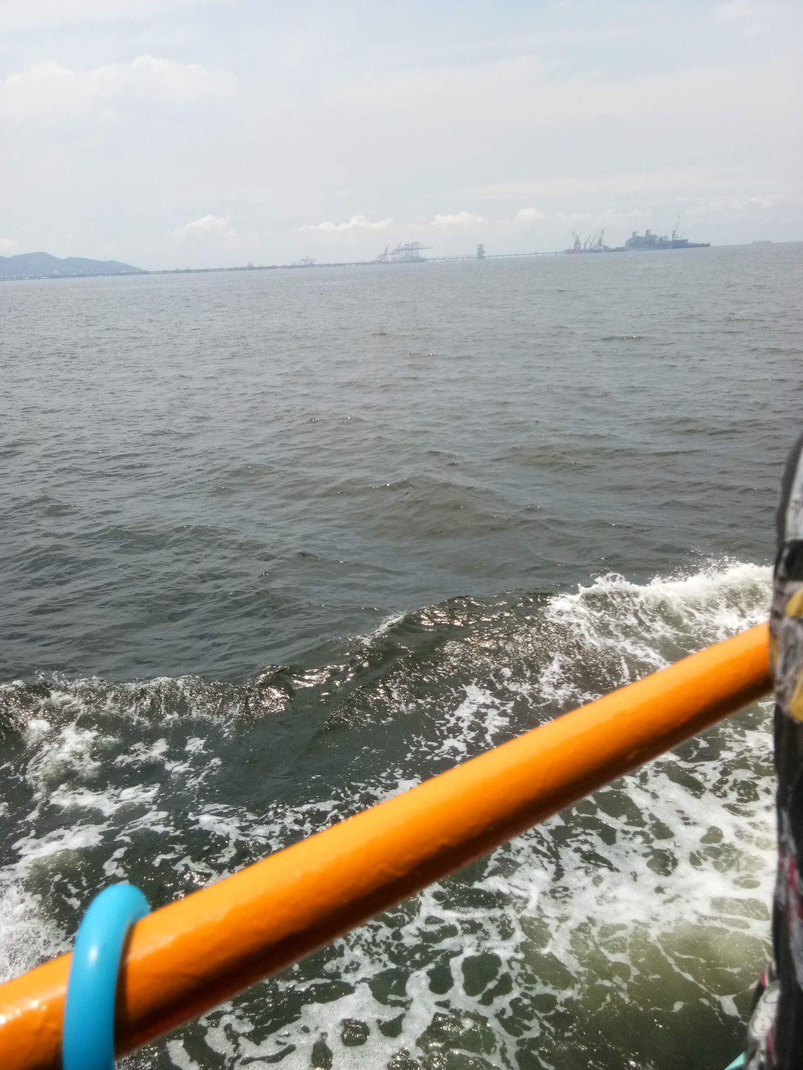 เรือบรรทุกสินค้า 2