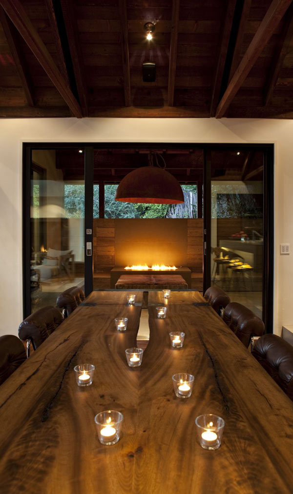 Western Red Cedar Siding Home blends country