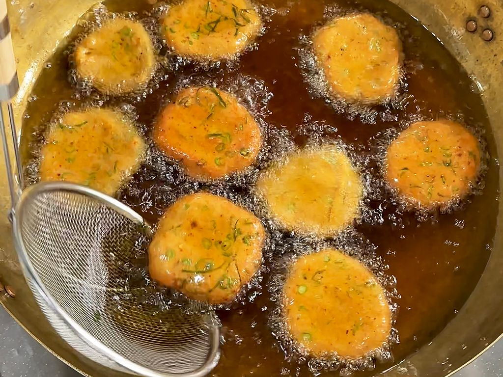 �ٻ�ʹ�ѹ��ҡ��� �ҡ�ç���¹�͹������� Siam Culinary Academy