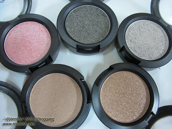 MAC อายแชโดว์
